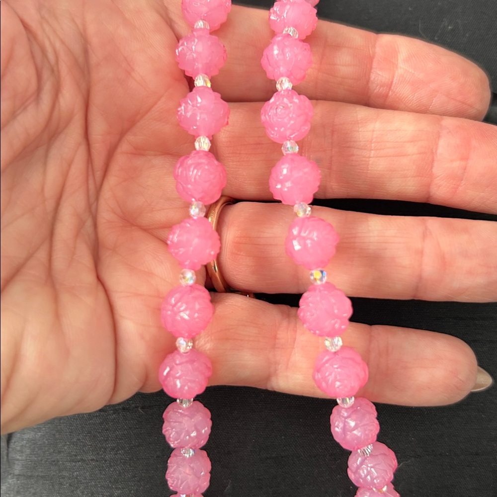 🌸Final Price! Tarina Tarantino Pink Crystal Lucite”Peace"Pendant&Rose chain. - Picture 5 of 6